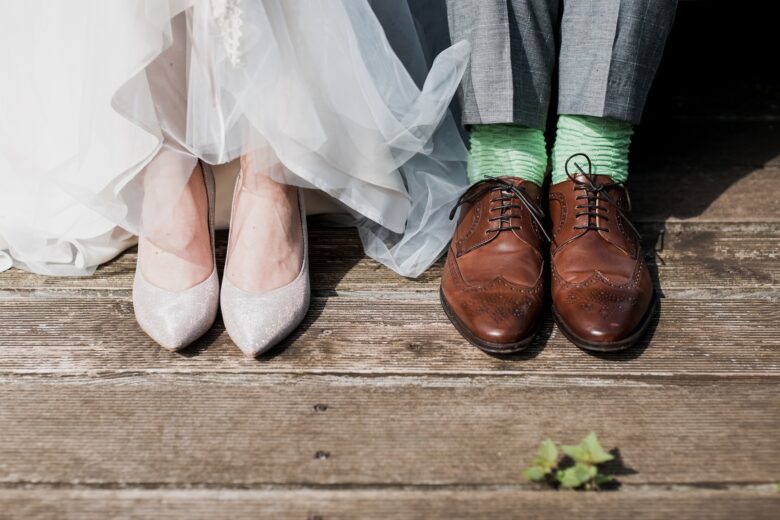 「SNSや婚活アプリで素敵な人と出会う方法：成功するための7つの秘訣」